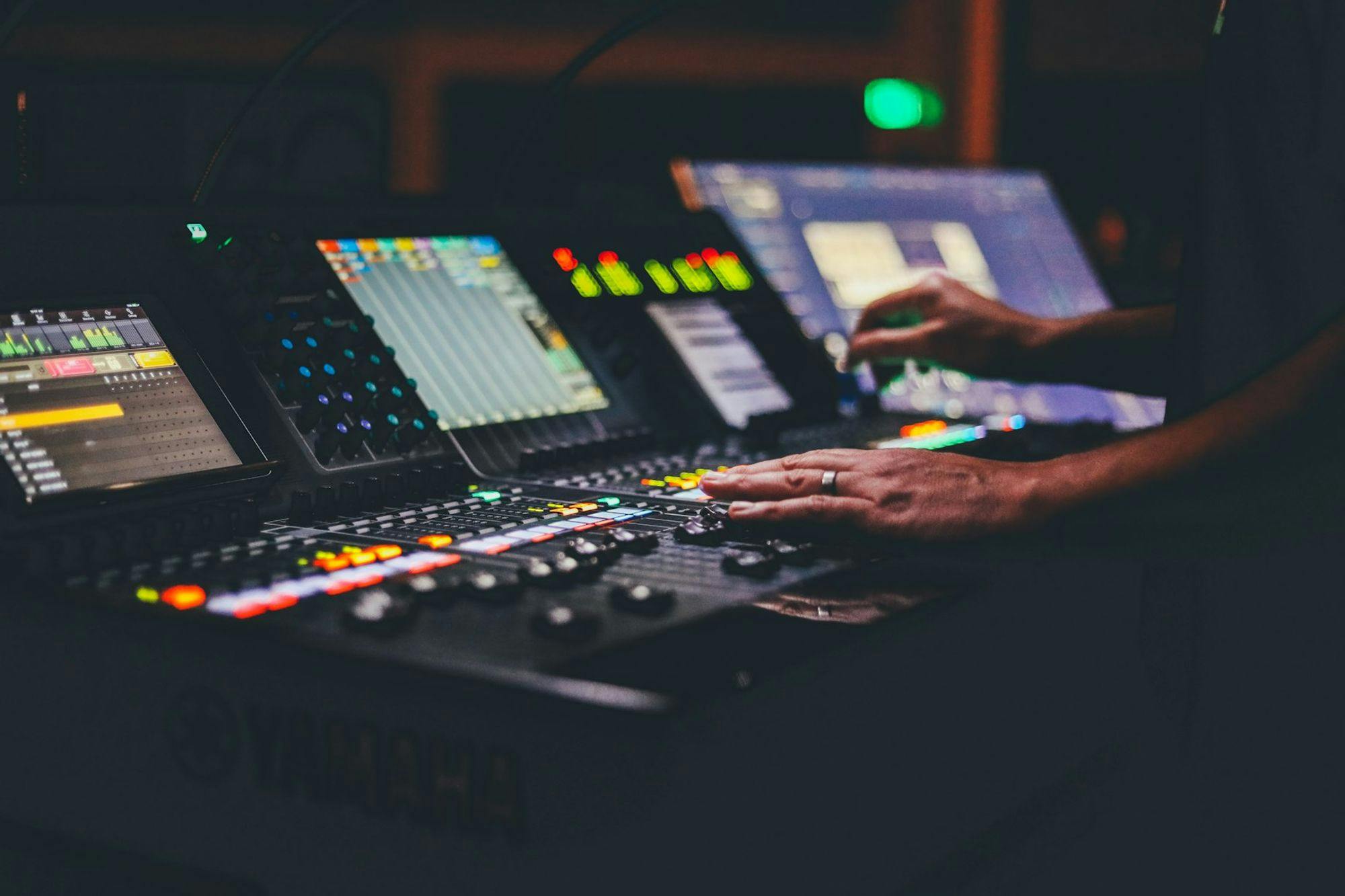 Starting an Independent DJ led Record Label: Efficient Steps and Proven Tips